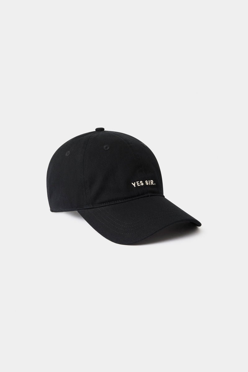 SIR the label SIR. Cap BLACK