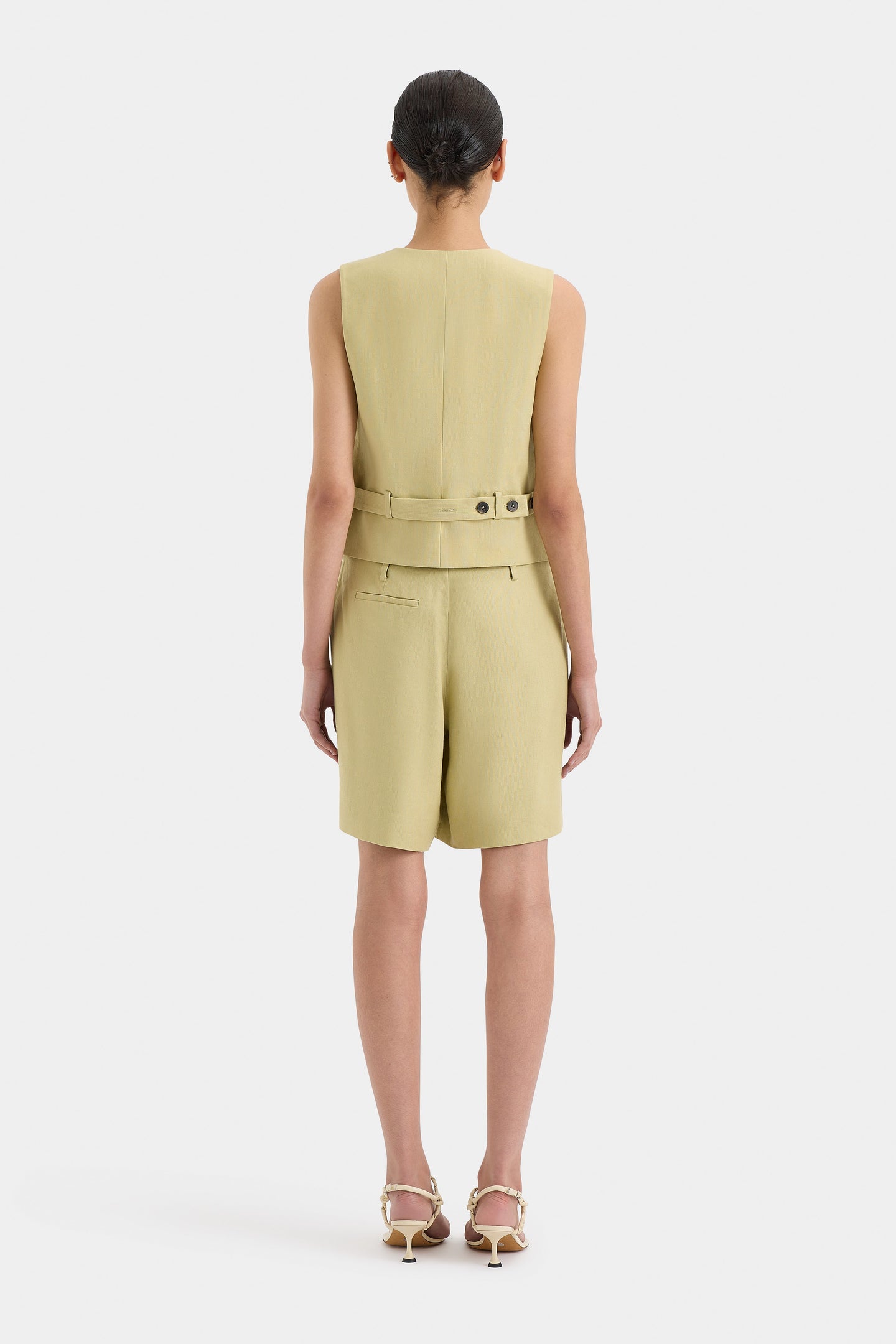 SIR the label Montecito Tailored Short KHAKI