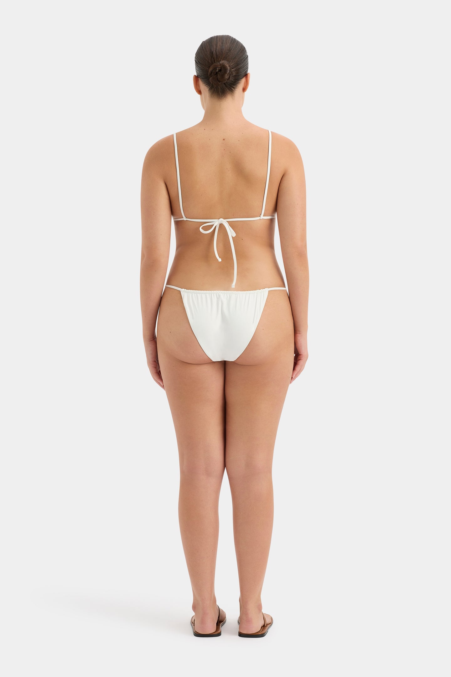 SIR the label Louis String Brief IVORY