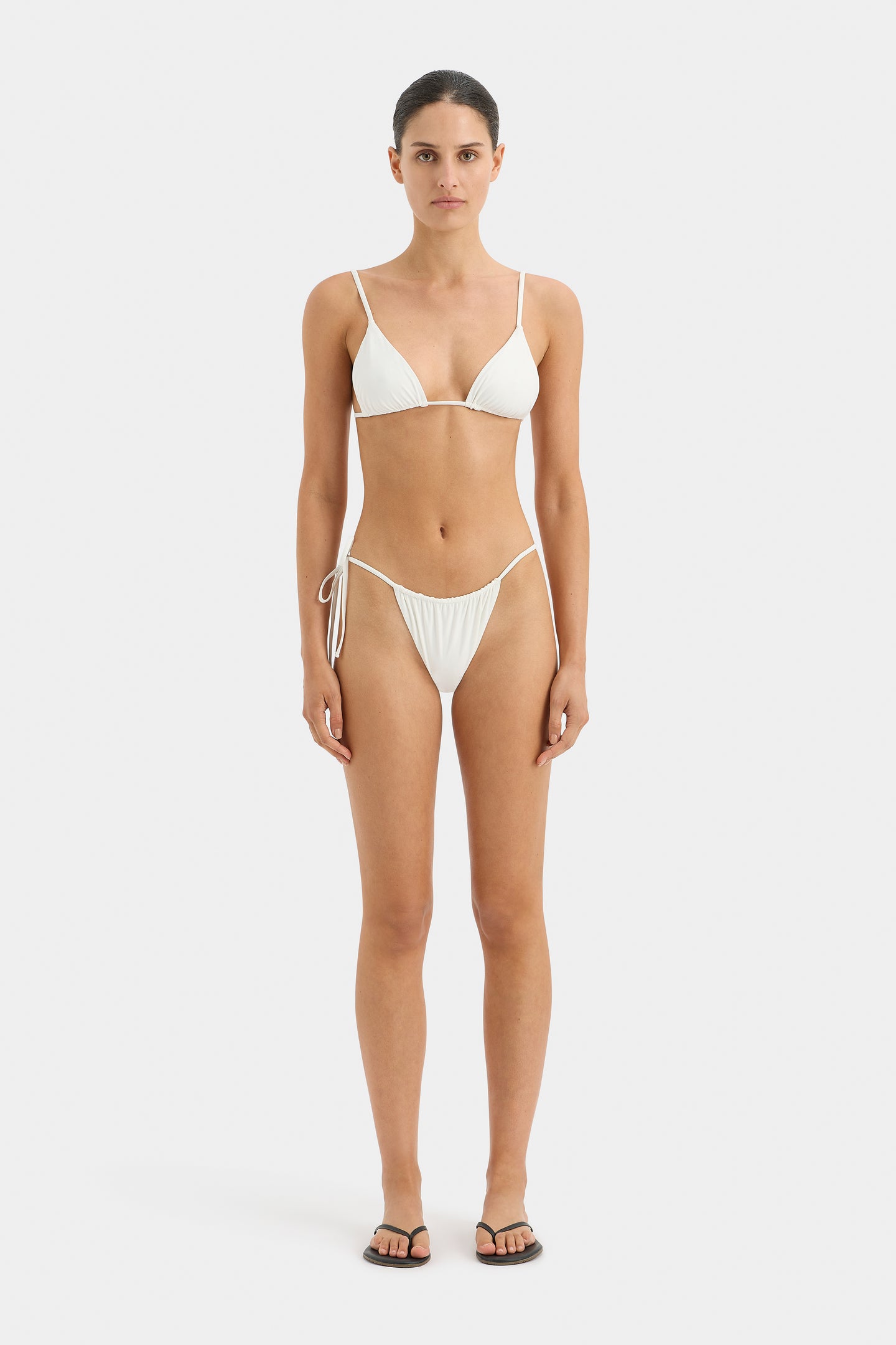 SIR the label Louis String Brief IVORY