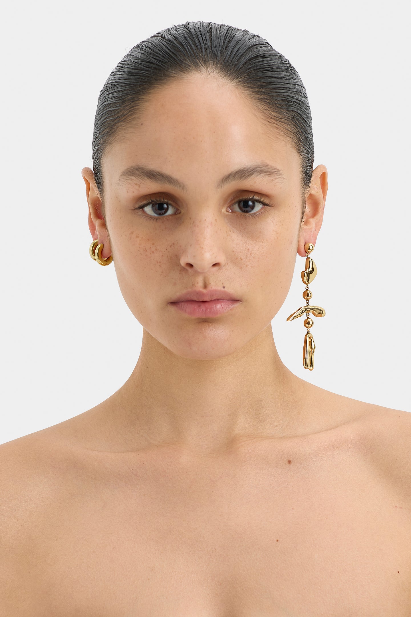 SIR the label Signature Huggie Earring GOLD